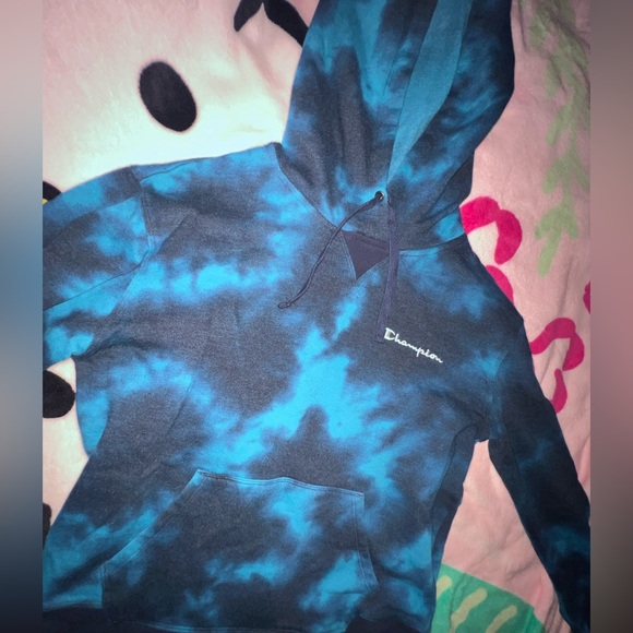 Champion Women’s Long Sleeve Hoodie Sweatshirt (Blue Tie Dye, Small) - Picture 4 of 7